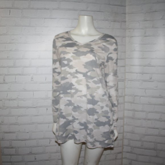 🌿 Camo Comfort Tunic · LuLaRoe Elizabeth · Size Small - Picture 5 of 5